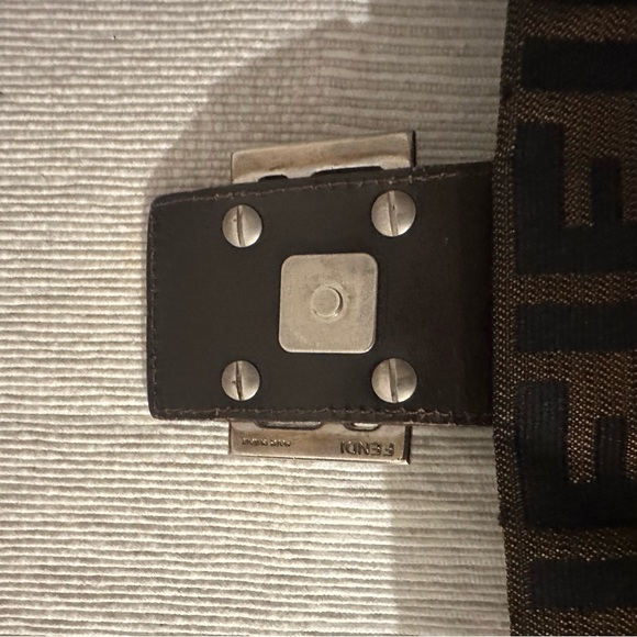 Fendi Zucca Mama Baguette Tabacco - Picture 12 of 15